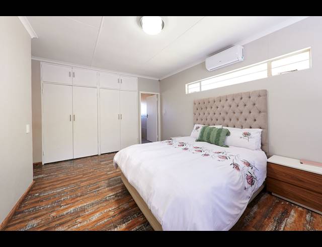4 BEDROOM HOUSE SOLD IN HALFWAY GARDENS